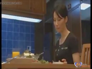 Jepang mom aku wis dhemen jancok and jeng in home alone vintagepornbay com